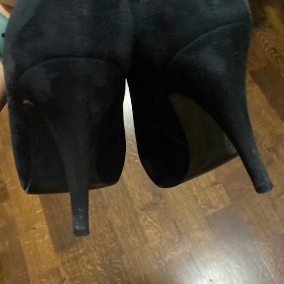 J. Crew Metropolitan Suede Ankle Boots - Picture 8 of 9
